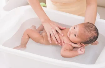 How Often Should You Bathe Your Newborn?