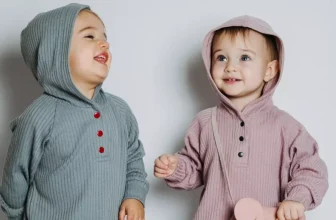What Are the Best Baby Clothes for Sensitive Skin?