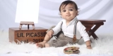 How Do You Choose the Best Clothes for Baby’s First Photoshoot?
